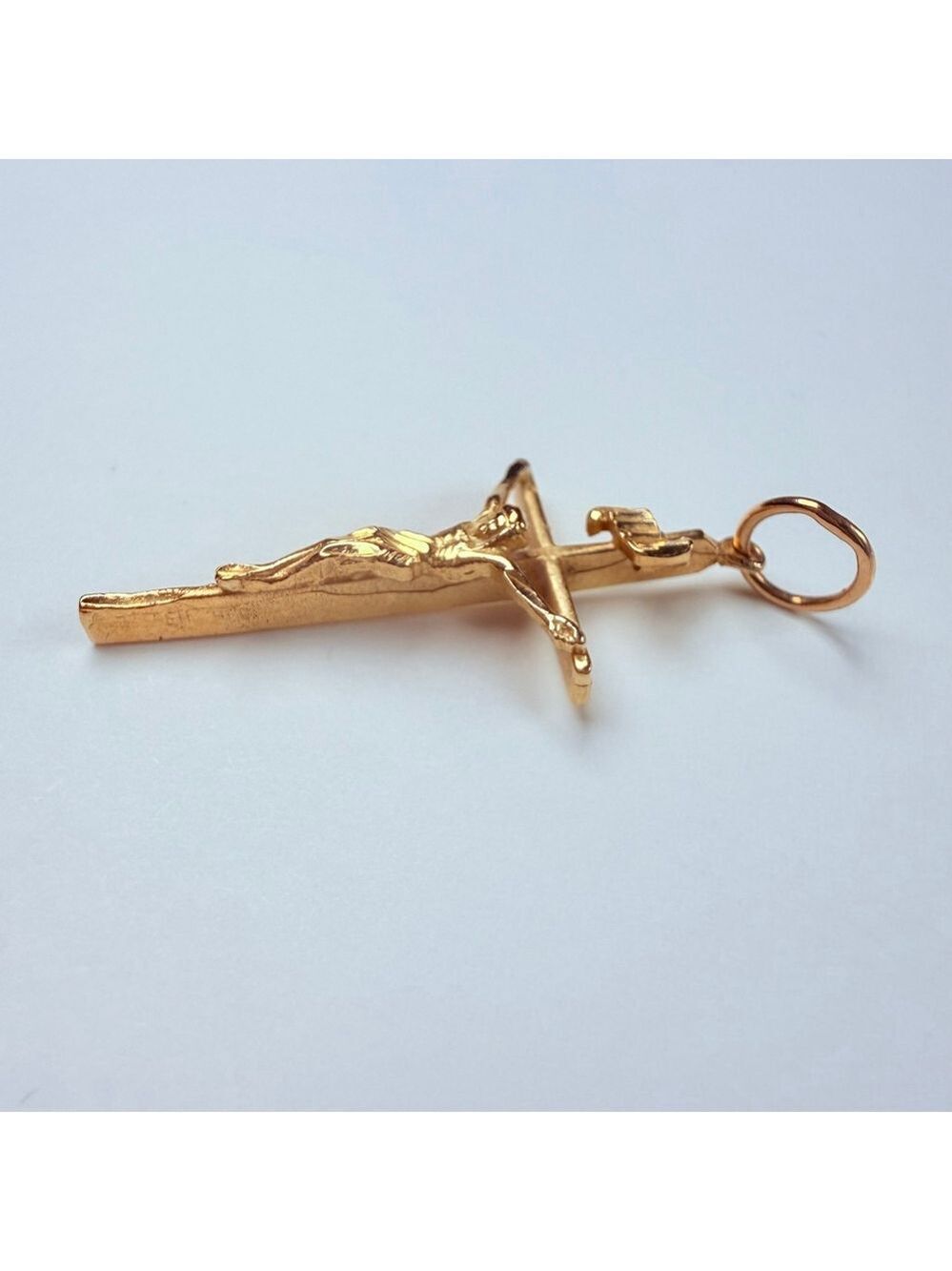 14K Solid Gold Crucifix Jesus Religious Cross Vintage 1.2" Pendant Necklace - Picture 3 of 7
